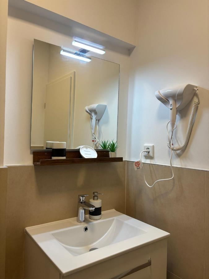 Lenti Duesseldorfer Apartment'S Dış mekan fotoğraf